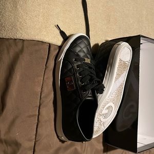 Guess tennis shoes